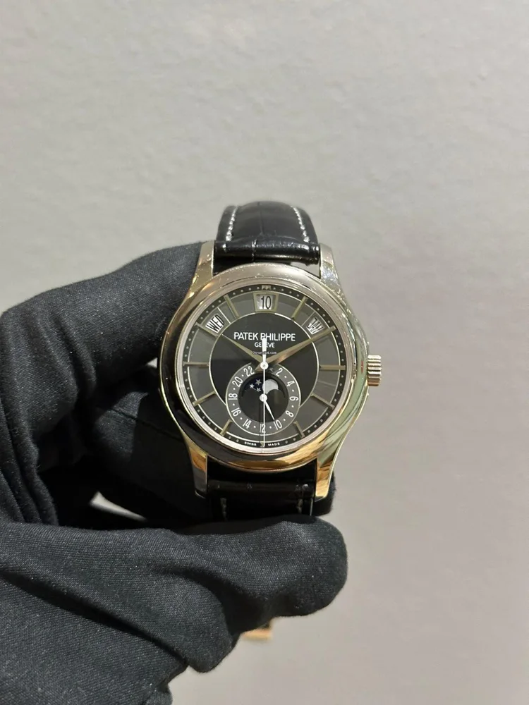 Patek Philippe Annual Calendar 5205G-010